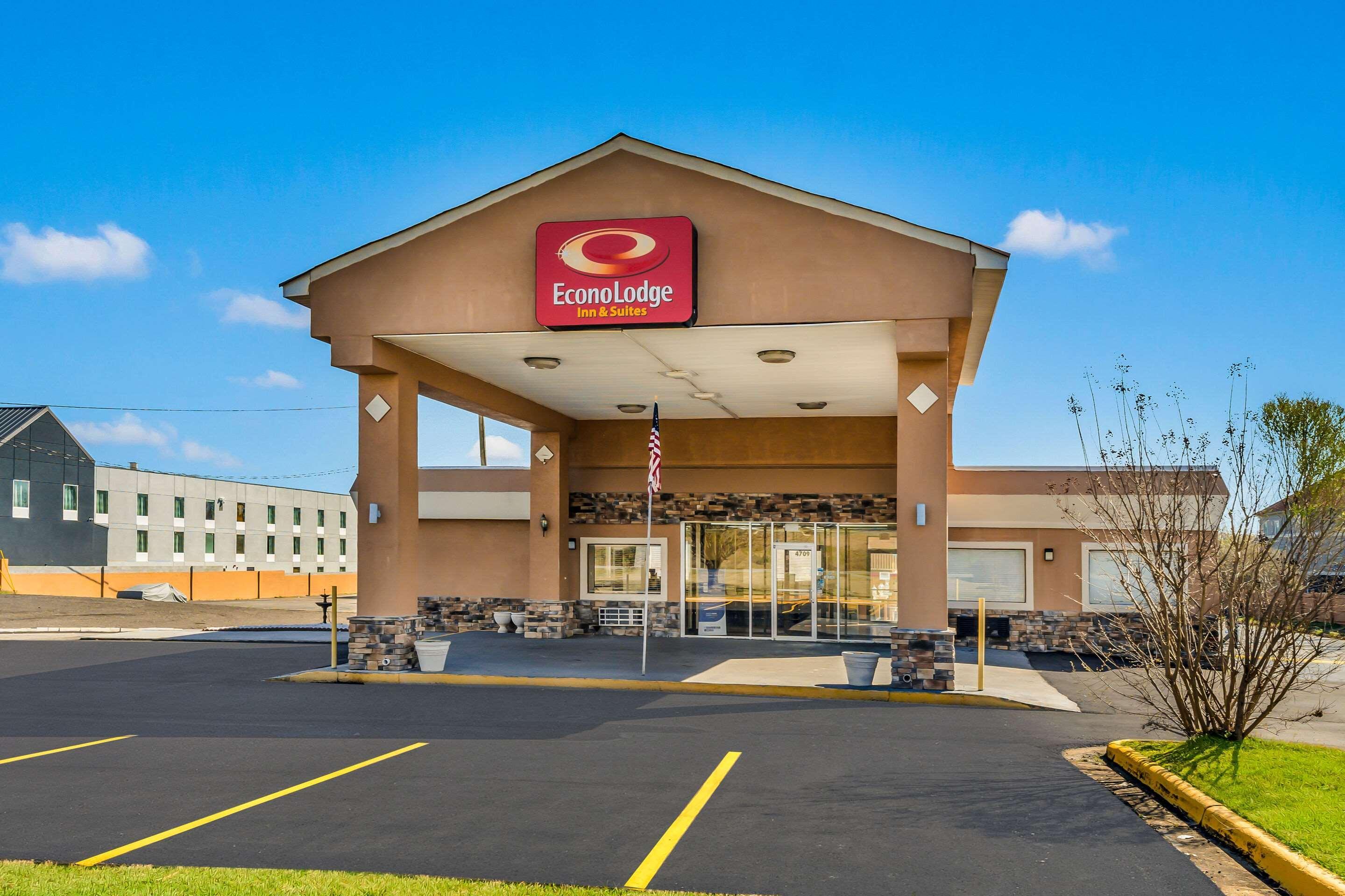 Econo Lodge Inn & Suites Macon Exterior foto